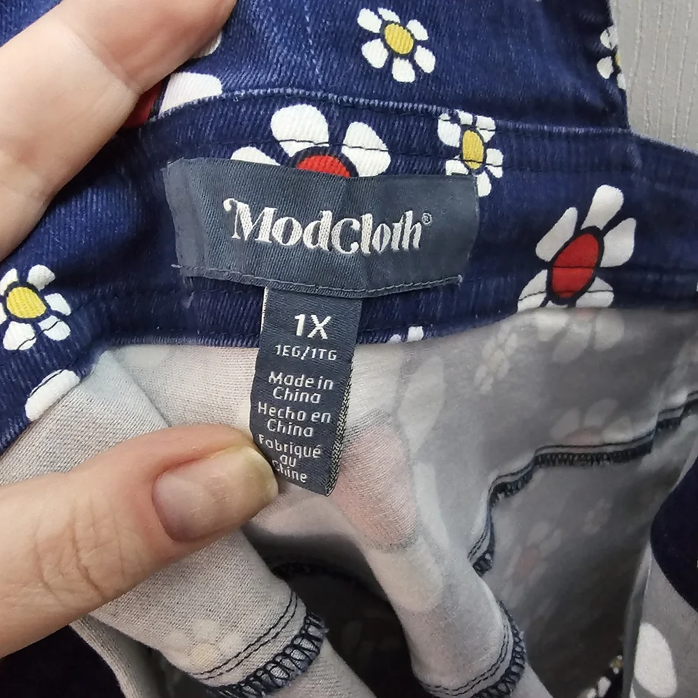 Modcloth Bloom Service Skirtall Size 1X - Picture 2 of 9